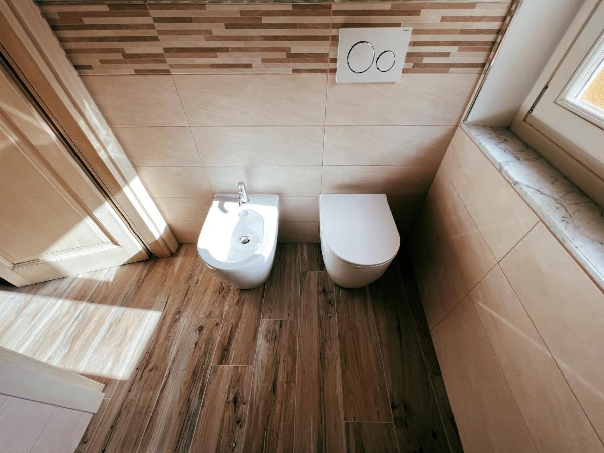 San Ranieri Tiny Tower Apartment Pisa Exterior photo